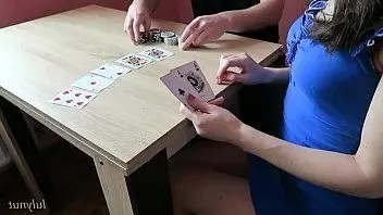 Проиграла в карты своё очко