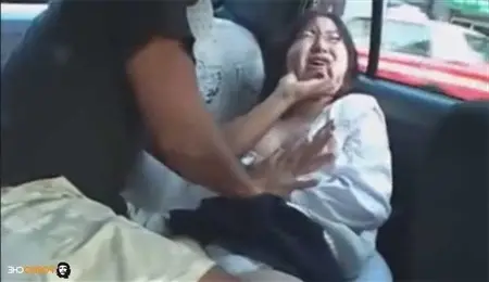 Таксист с другом изнасиловали молодую пассажирку